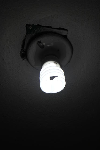 helical CFL - free image