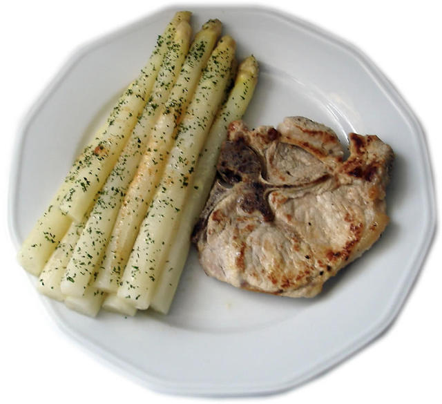 meat with asparagus - free image
