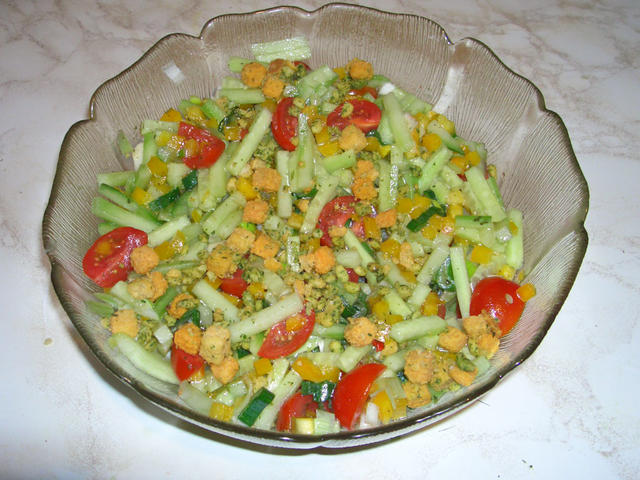 mixed  cucumber salad - free image