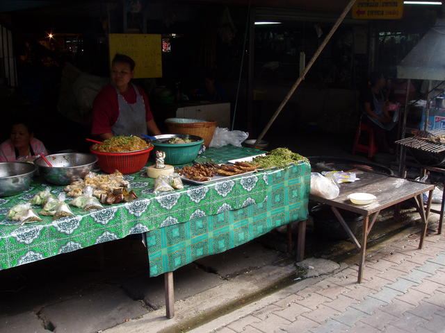 roadside food stall - free image