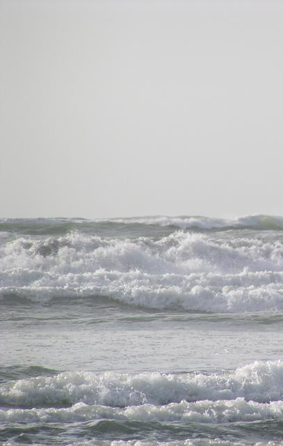 Sea waves - free image