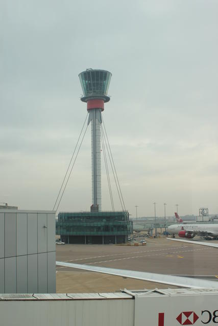 Air traffic control tower - free image