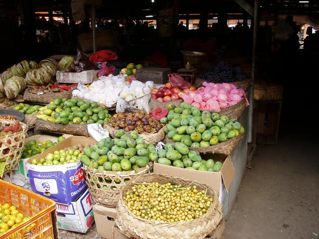 Asian fruit market - free image