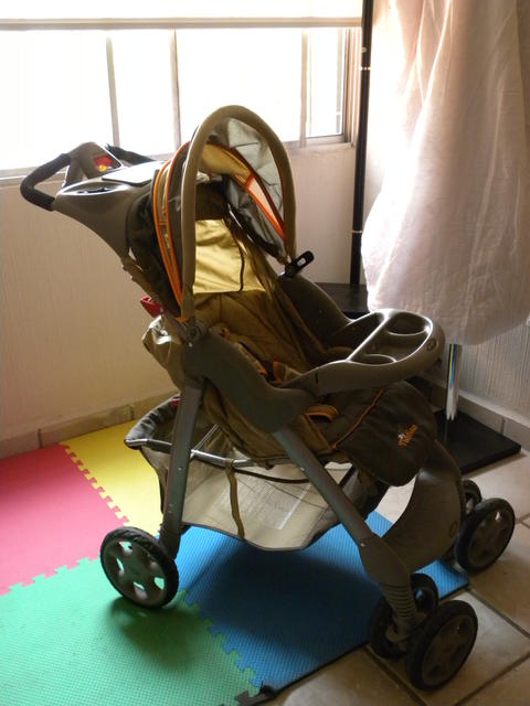 baby's pram - free image