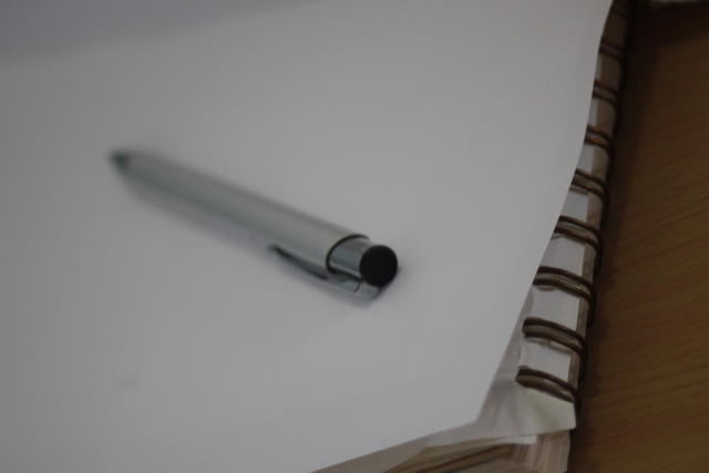 back side of a ball pen - free image