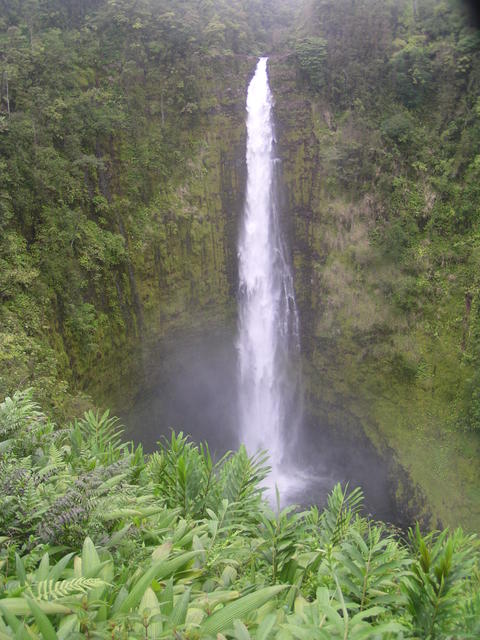 Better angle view of waterfall - free image