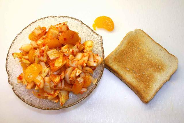 bread and salad - free image