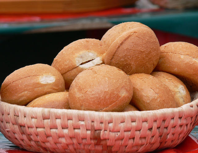bread basket - free image
