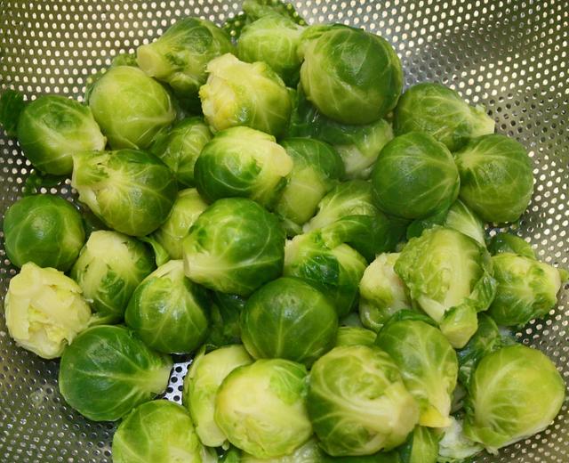 Brussels sprouts - free image