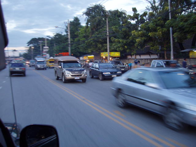 busy road in Thailand - free image