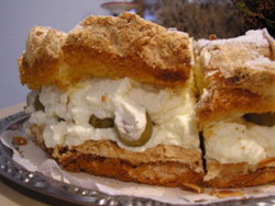 cheesy creamy sandwich cake
