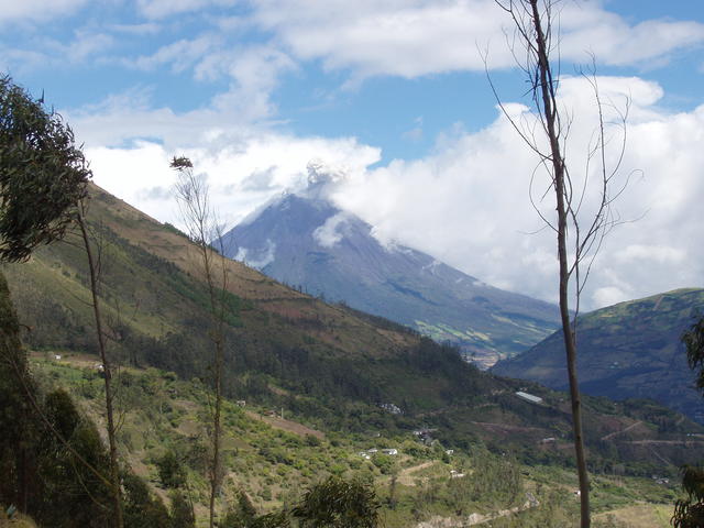 cloudy vulcano - free image