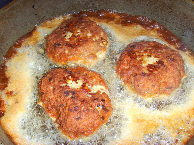 cooking rissoles - free image
