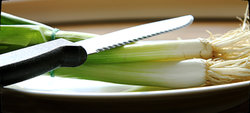 cutting spring onion