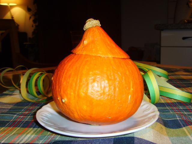 Delicious pumpkin soup - free image