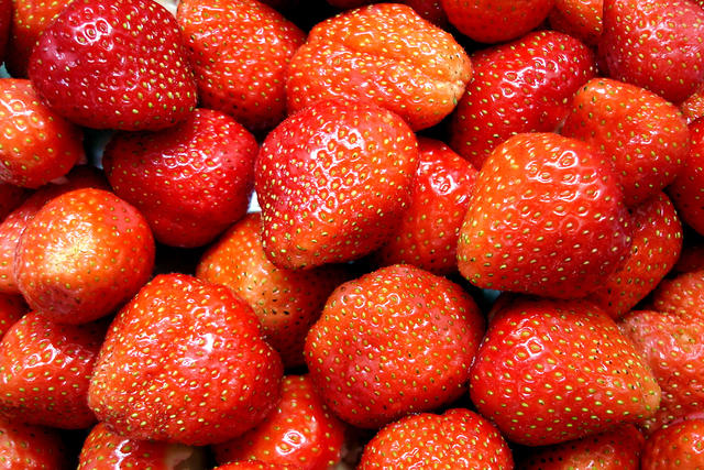 delicious strawberries - free image