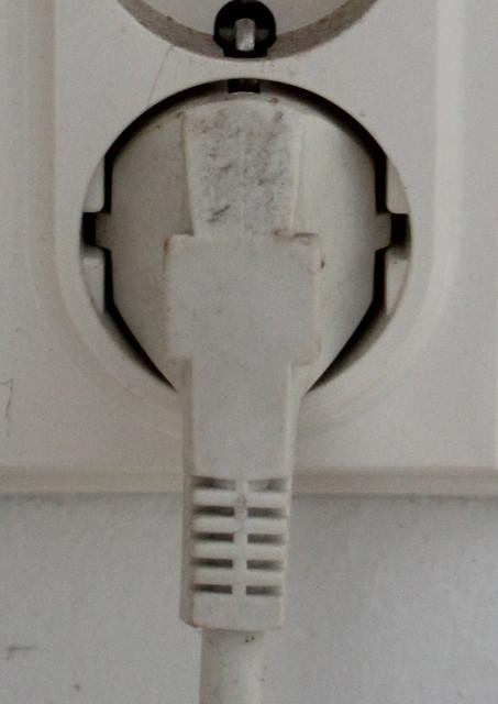 electric socket - free image