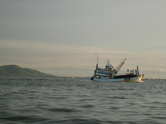 fishing boat - free image