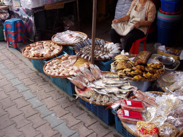 Frying Fish bar - free image