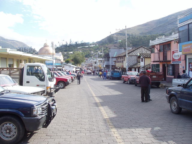 hilly market place - free image