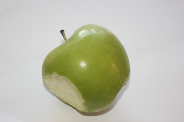 juicy green apple - free image