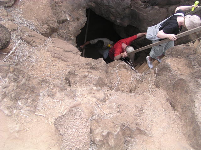 Lava tubes - free image