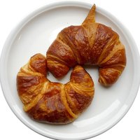 lye croissant