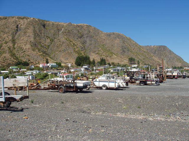 Many vehicles in the mountain - free image