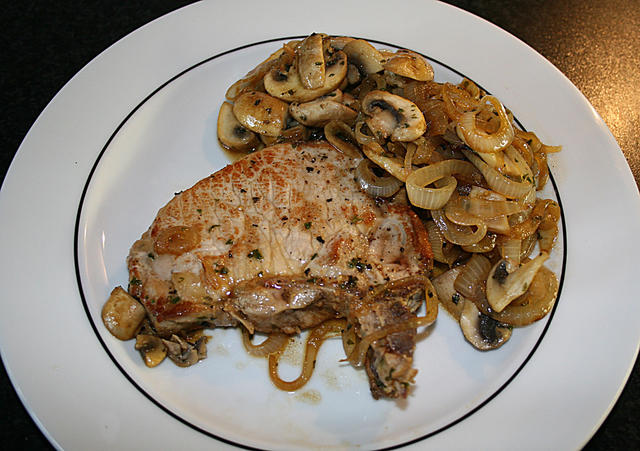 meat chops with vegetables - free image