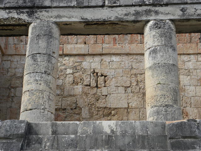 pillars in temple. - free image