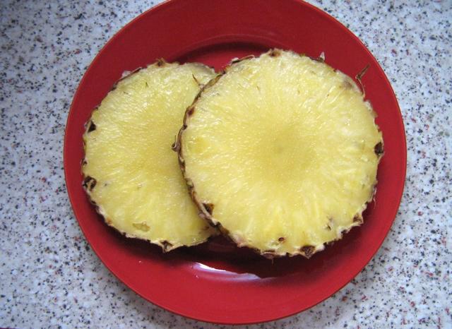 pineapple slices - free image