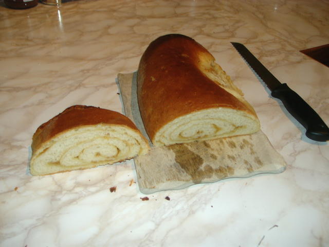 pyrenees bread - free image