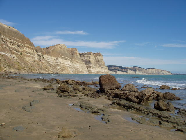 Rocky coast. - free image