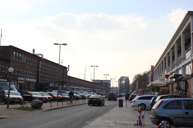 Rows of parked cars - free image