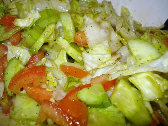 Salad with mixed dressing - free image