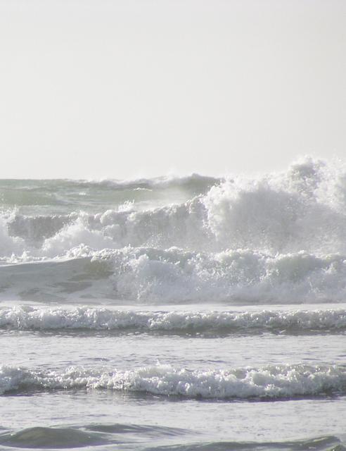 sea waves - free image