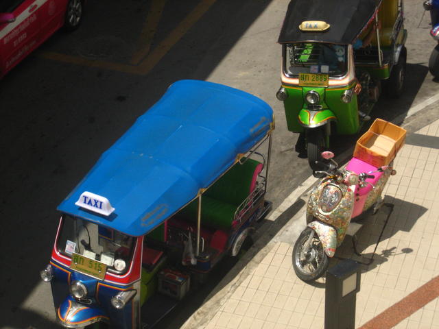 Taxi stand - free image