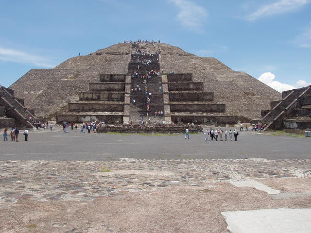 Teotihuacan temple - free image