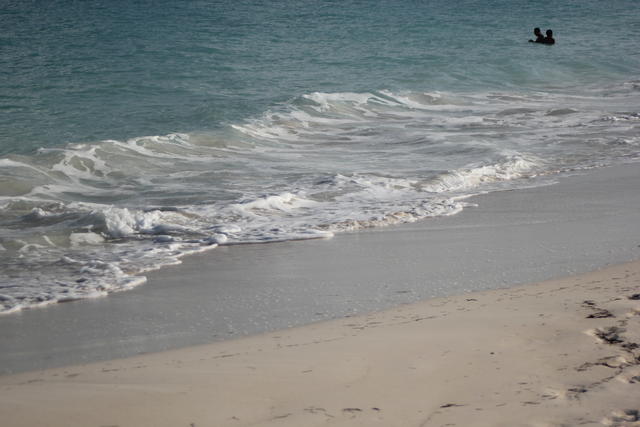 tourists' beach - free image